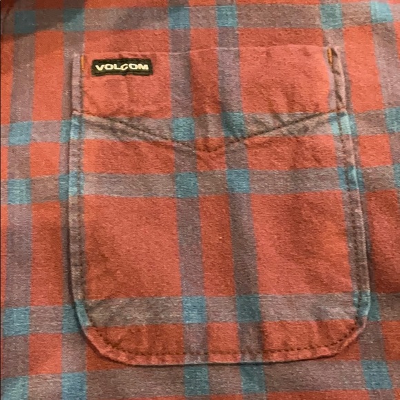 Volcom Men’s Long Sleeve Button Down Size medium - Picture 9 of 10